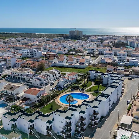Sun Lovers T1 Pool & Balcony Appartement Altura